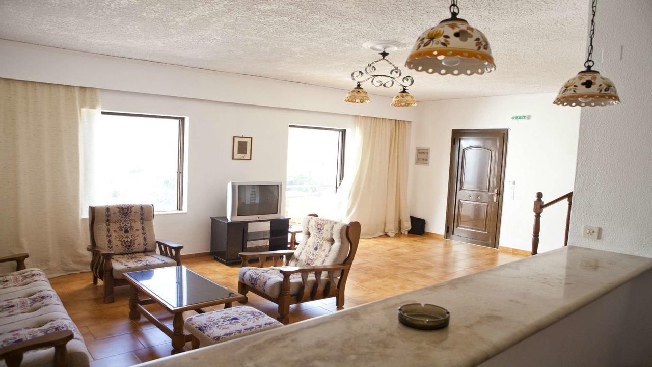 Marou Hotel Agia Pelagia  Exterior photo